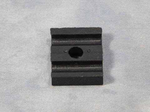 SMALL INJECTION LINE CLAMP REPLACEMENT PAD - 10951418