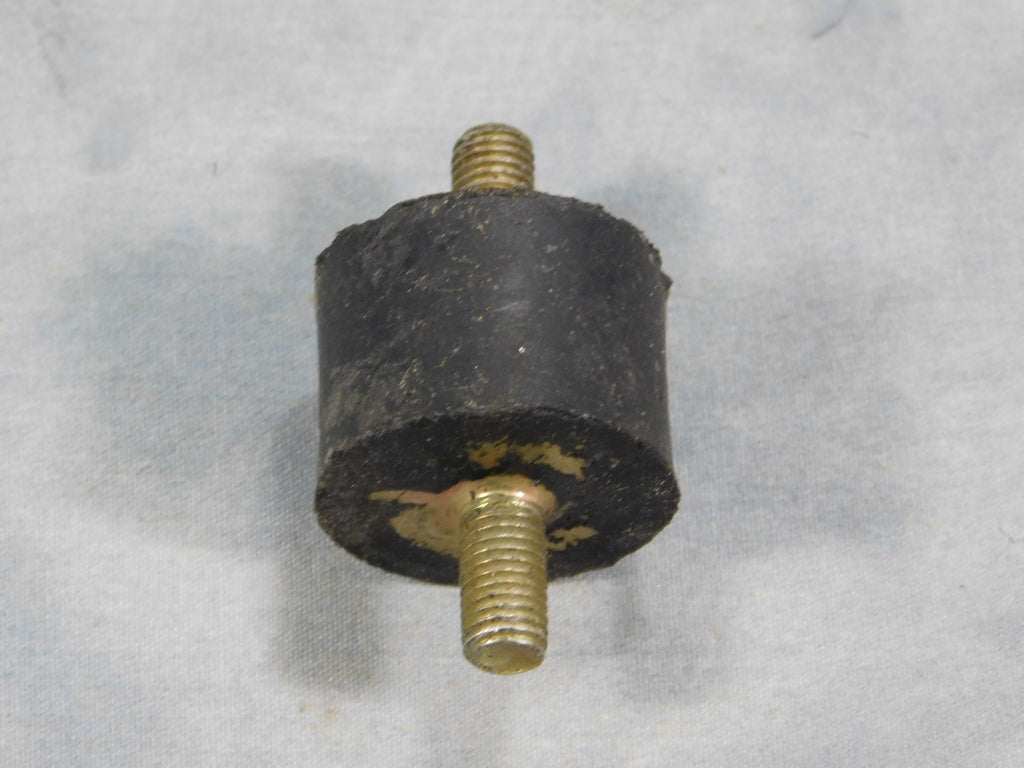 RUBBER MOUNT FOR HEAD LIGHT BUCKET  - 8741441