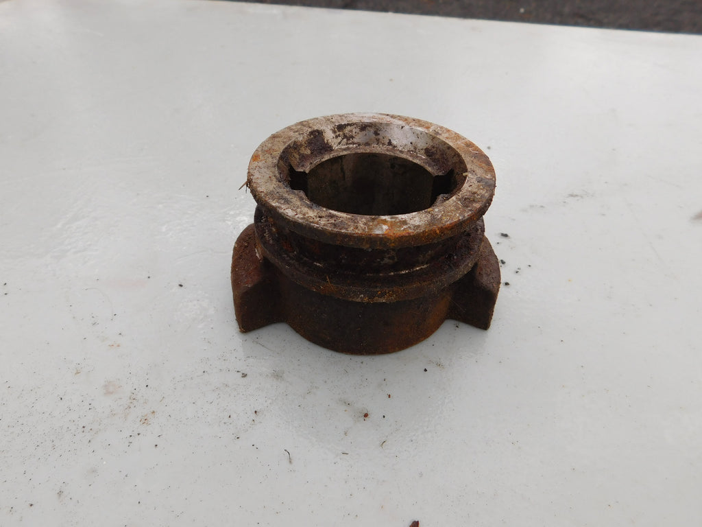 WINCH CLUTCH SLIDING COLLAR - 7538691
