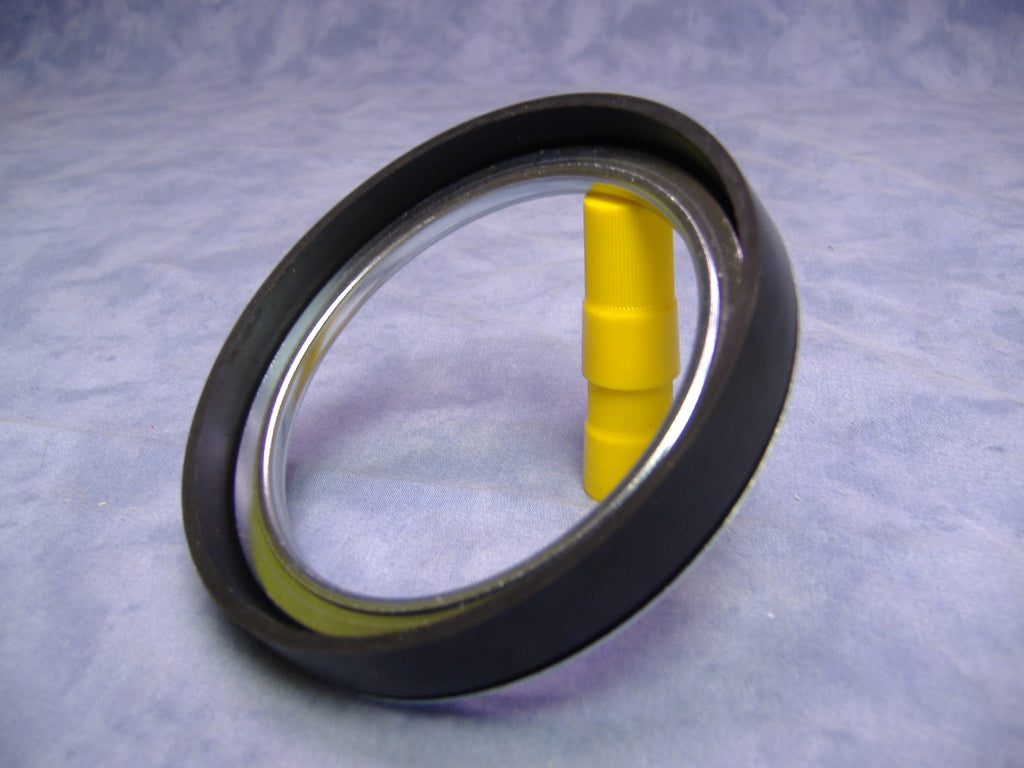 M35A2 HUB SEAL, M35A2 WHEEL SEAL, ROCKWELL HUB SEAL, ROCKWELL WHEEL SEAL  10896684 NSN 5330008917826 OTHER NUMBERS INCLUDE A1205Z650, 630D6, A298451, 913842, Q1205Z650