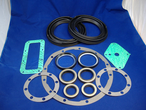 COMPLETE FRONT AXLE GASKET AND SEAL KIT w/ NON ZIPPER BOOTS FOR M35A2