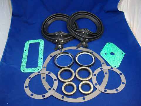 COMPLETE FRONT AXLE GASKET AND SEAL KIT w/ BLACK ZIPPER BOOTS FOR M35A2