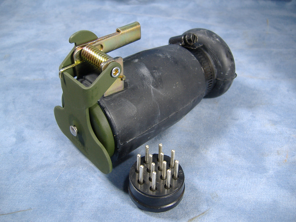 military trailer cable plug, military trailer plug PART # MS75020-1, NSN 5935000592841M35a2 parts, m35a3 parts, military truck, military truck parts, army truck parts, army surplus, military surplus, surplus parts, m809 parts, m813 parts, m54a2 parts, m715, m37, m998 hmmwv, m816, m939 parts, m932 parts, m936 parts, m109a3 parts, m109a2 parts, m44 military truck, deuce and a half, eastern surplus, m151 parts, jeep, military jeep, eriks surplus, big mikes motorpool, big mikes surplus, big mikes army truck par