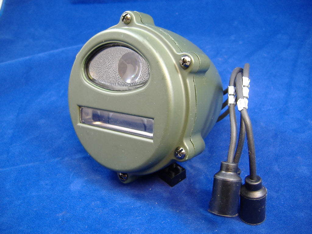 EARLY STYLE MILITARY VEHICLE FRONT PARKING/TURN SIGNAL LIGHT M35A1 M37 M38 7762614 # 7762614, MS53047-1, 8376368