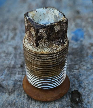 USED, TAKE OFF - LEFT HAND INNER LUG NUT FOR DUAL REAR WHEELS M35-M54-M809-M939 MS53068-1