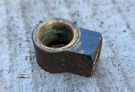 USED, TAKE OFF - WHEEL CYLINDER BANJO FITTING - 5298521 **This does not fit your international truck**