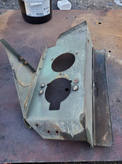 LEFT SIDE HEADLIGHT MOUNT - 11609233-1