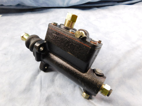 M37 MASTER CYLINDER - 7373718 / 1269447