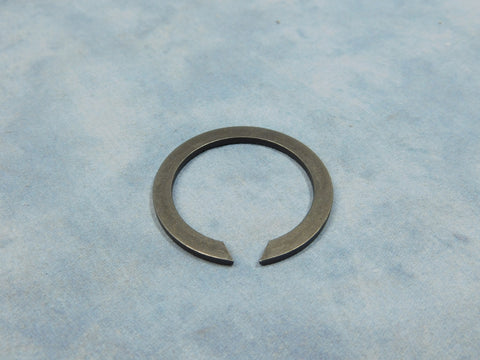 INPUT BEARING RETAINING CLIP - 7520993