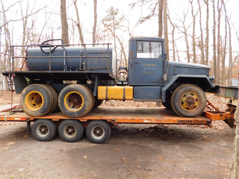 EXTREMELY RARE 2.5 TON WITH M9 DECONTAMINATION APPARATUS, LIKELY THE ONLY ONE IN THE COUNTRY!!