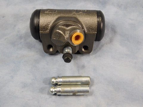M715 LEFT WHEEL CYLINDER -11640755-1