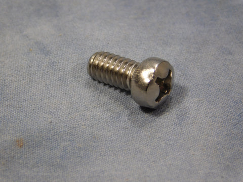 WINDOW CRANK HANDLE SCREW - 8743910