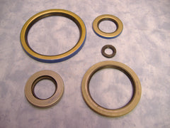 thumbnail image 2 of Rear Axle Hub Seal Kit For M35A2 2.5 Ton Military Truck – Includes Gaskets (NOS) 2 of 4