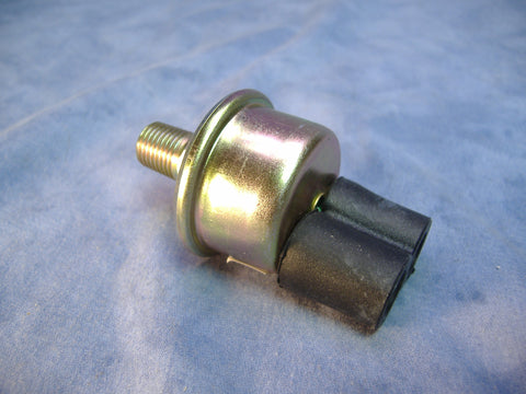 LOW AIR PRESSURE SWITCH FOR M939 - M923 - M931 - M925 11669414-1